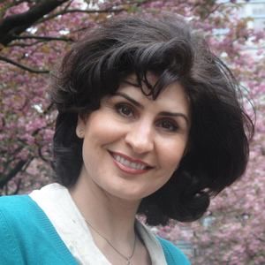 Meet your Posher, Mahnaz